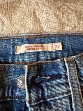 Levi's Wedgie Straight Jeans - Medium Blue